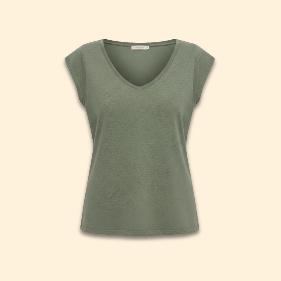 Women's Effortless V-neck Style